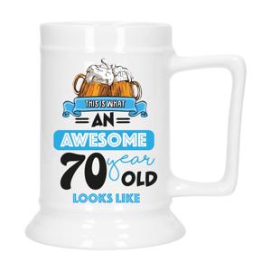 Cadeau Bierpul voor 70 jaar - blauw - grappige leeftijd bierpul - keramiek - 530 ml