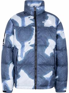 Supreme x TNF veste Nuptse en jean à effet délavé - Bleu