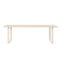 Muuto 70/70 Gefineerd Eiken Eettafel Sand - 225 x 90 cm