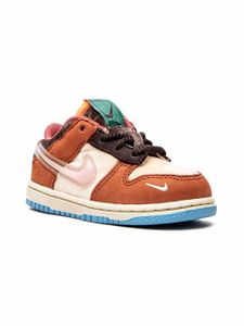 Nike Kids x Social Status baskets montantes Dunk 'Chocolate Milk' - Rose