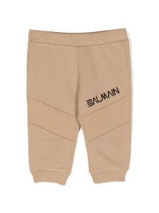 Balmain Kids pantalon de jogging à logo imprimé - Marron