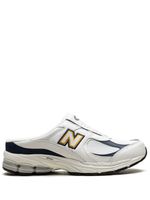 New Balance baskets mules 2002R 'White/Blue' - Blanc