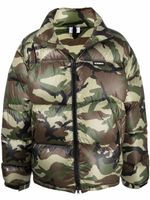 VETEMENTS doudoune à imprimé camouflage - Vert