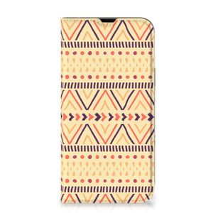 iPhone 13 Pro Max Hoesje met Magneet Aztec Yellow