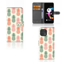 Motorola Edge 20 Lite Book Cover Ananas