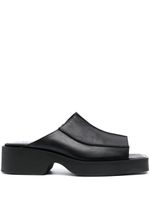 Eckhaus Latta sandales en cuir à talon épais - Noir