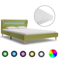 vidaXL Bed met LED en matras stof groen 120x200 cm