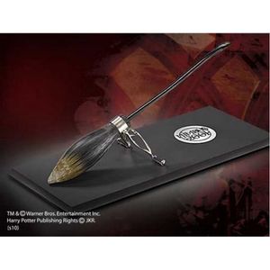 Noble Collection Harry Potter: Scale Model Broom Nimbus 2001 decoratie