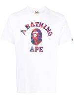 A BATHING APE® t-shirt en coton à patch logo - Blanc