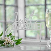 Ginger Ray BW-426 Just Married Table Sign