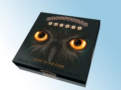 Light In The Dark - CD (8024391082065)