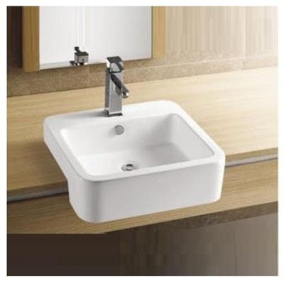 Badstuber Cera K711 inbouw wastafel 48x48cm met kraangat Badstuber Cera K711 inbouw wastafel 48x48cm met kraangat