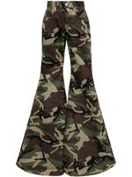 VETEMENTS pantalon évasé à imprimé camouflage - Vert