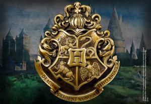 Harry Potter: Hogwarts Crest Wall Art