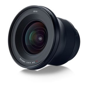 Zeiss ZF.2 Milvus 15mm f/2.8 objectief Nikon