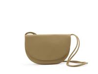 Monk & Anna - Handtas Half moon 'Soma' - Pistachio