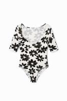 Geribde body met bloemen - WHITE - M