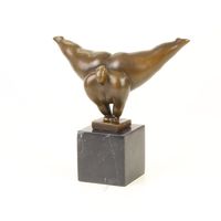 EEN MODERNISTISCHE BRONZEN SCULPTUUR VAN EEN DANSERES - thumbnail