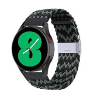 By Qubix - Compatible met Garmin Forerunner 255 - Braided nylon bandje - Groen/zwart - Compatible Garmin bandje - Bandbreedte: 22mm