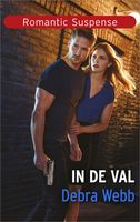 In de val - Debra Webb - ebook - thumbnail