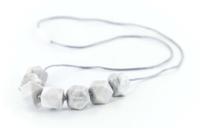 Lollipops & More bijtketting Kola Cubes 75 cm silicone