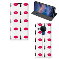 Nokia 5.4 Hoesje met Magneet Lipstick Kiss