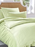 Dekbedovertrek ca. 155x200 cm / sloop ca. 80x80 cm Van Irisette groen