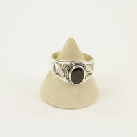 Zilveren Ring met Granaat Maat 19 (Sterling Zilver 925)