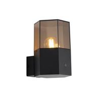 QAZQA Buiten wandlamp zwart met smoke glas zeshoek en schemersensor - - thumbnail