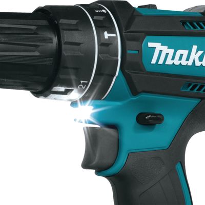 Makita Accu-klopboor/schroefmachine 2 snelheden Incl. 2 accus, Incl. koffer, Incl. accessoires, Incl. lader