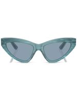 Dolce & Gabbana Eyewear lunettes de soleil teintées à monture papillon - Bleu