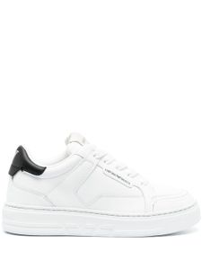 Emporio Armani baskets à logo imprimé - Blanc