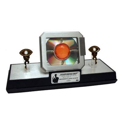 James Bond Replica 1/1 GoldenEye Lens & Keys Limited Edition