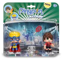 Pinypon Action - Verpakking met 2 figuren superheld en voetballer (Famosa 700014492), verschillende kleuren/modellen