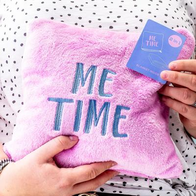 Me Time 2-In-1 Kussen En Deken Me Time 2-In-1 Kussen En Deken
