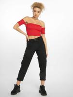 Urban Classics / top Cold Shoulder Smoke Cropped in rood