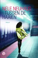 Tussen de haaien (Paperback) - thumbnail