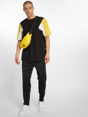 Urban Classics / t-shirt 3-Tone in zwart