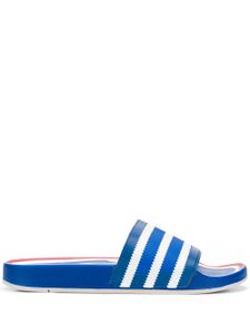 adidas claquettes Adilette - Bleu