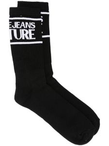 Versace Jeans Couture chaussettes en maille intarsia à logo - Noir