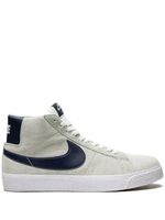 Nike baskets mi-montantes SB Zoom Blazer - Gris