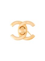 CHANEL Pre-Owned broche à logo - Or