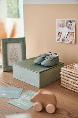 Cadeaukoffer frame + fluwelen compartiment box groen Cadeaukoffer frame + fluwelen compartiment box groen