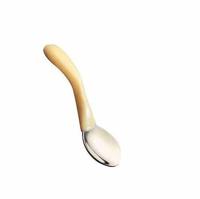 Caring theelepel anatomische handgreep