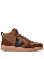 VEJA baskets V-15 en daim - Marron - thumbnail