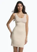 Magic sterk corrigerende onderjurk - Tone your body dress - Naadloze shapewear onderjurk - XL - Huidskleur- Corrigerend ondergoed - XL- Corrigerend