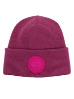 Canada Goose logo-patch ribbed-knit beanie - Violet