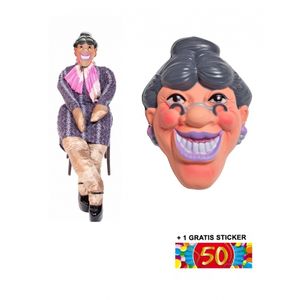 Sarah pop met masker en 50 jaar sticker   -