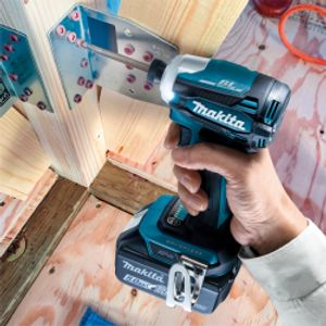 Makita DTD172RTJ DTD172RTJ Accu-slagmoersleutel 180 Nm 18 V Aantal meegeleverde accus: 2 5.0 Ah Li-ion Incl. accu, Incl. 2 accus, Incl. lader