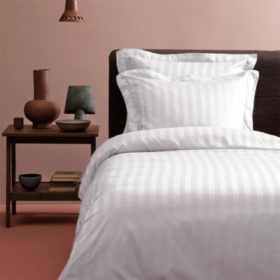 Tiseco Home Studio Satijn streep - Wit Dekbedovertrek 1-persoons (140 x 200 cm) Dekbedovertrek Tiseco Home Studio Satijn streep - Wit Dekbedovertrek 1-persoons (140 x 200 cm) Dekbedovertrek